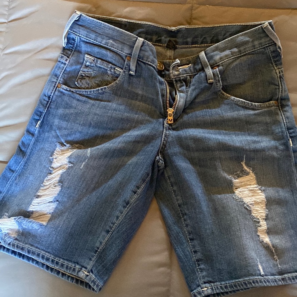 True religion denim shorts. Size 24.